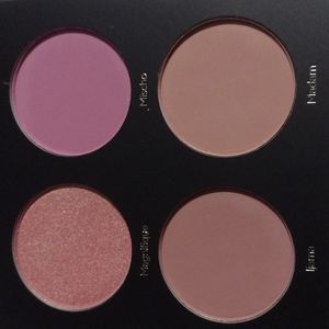 MISCHO BEAUTYBeauty Blush Palette